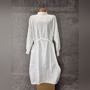 Lot of 3 Reusable Medical Exam Gowns White Knit Cuff Tie Back M